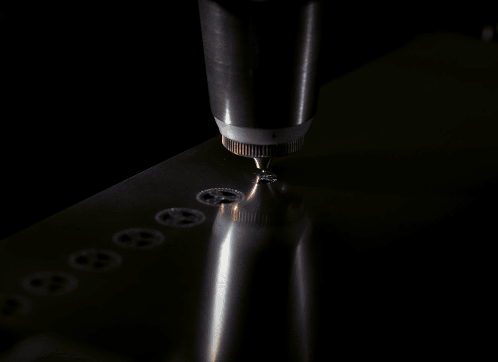 Laser fine cutting of filigree micro components